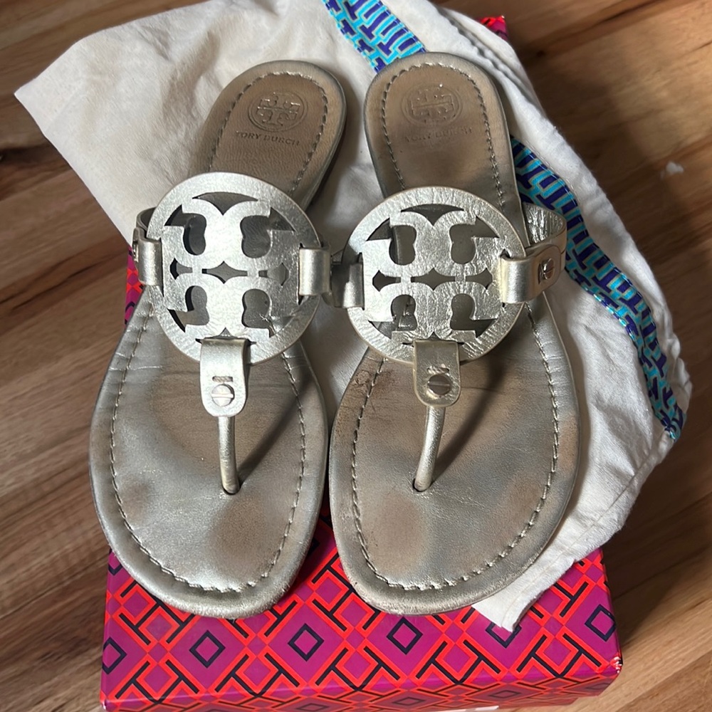 Tory Burch Sandals Miller spark gold Size 7.
